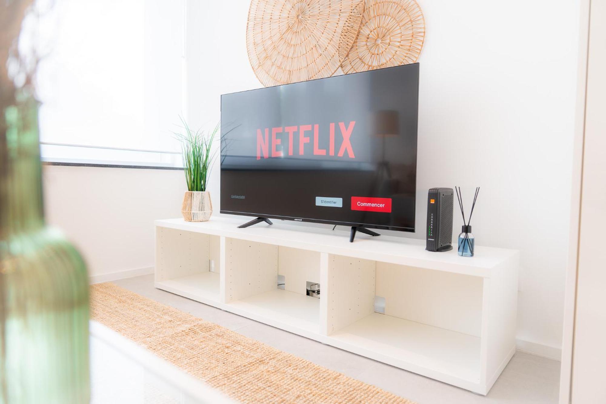 Appartement Cosy Pres De Tout ! Монс Екстериор снимка